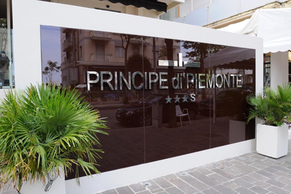 Hotel Principe di Piemonte Rimini Esterno foto